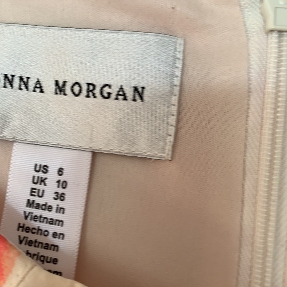 Donna Morgan floral dress - Picture 2 of 6